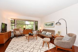 Photo 3: 420 E 45TH Avenue in Vancouver: Fraser VE House for sale in "MAIN/FRASER" (Vancouver East)  : MLS®# R2168295