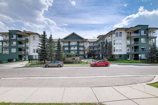 Photo 1: 230 3111 34 Avenue NW in Calgary: Varsity Apartment for sale : MLS®# A1135196