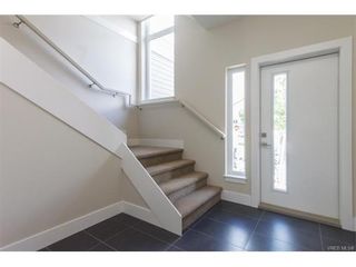 Photo 3: 12 235 Island Hwy in VICTORIA: VR View Royal Row/Townhouse for sale (View Royal)  : MLS®# 747707