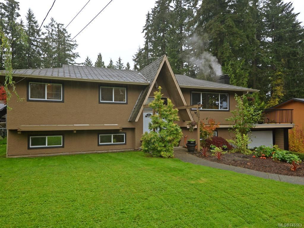 Main Photo: 1087 Marchant Rd in Central Saanich: CS Brentwood Bay House for sale : MLS®# 745163