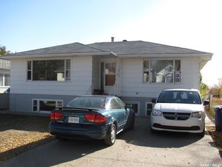 Photo 1: 1623 19th Street West in Saskatoon: Pleasant Hill Residential for sale : MLS®# SK910845