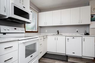 Photo 4: 3 953 Summerside Avenue in Winnipeg: Fort Richmond Condominium for sale (1K)  : MLS®# 202120122