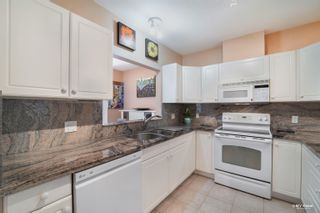 Photo 16: 304 2271 BELLEVUE Avenue in West Vancouver: Dundarave Condo for sale in "Rosemont" : MLS®# R2618962