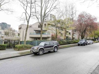 Photo 16: 208 1345 COMOX Street in Vancouver: West End VW Condo for sale (Vancouver West)  : MLS®# R2156986