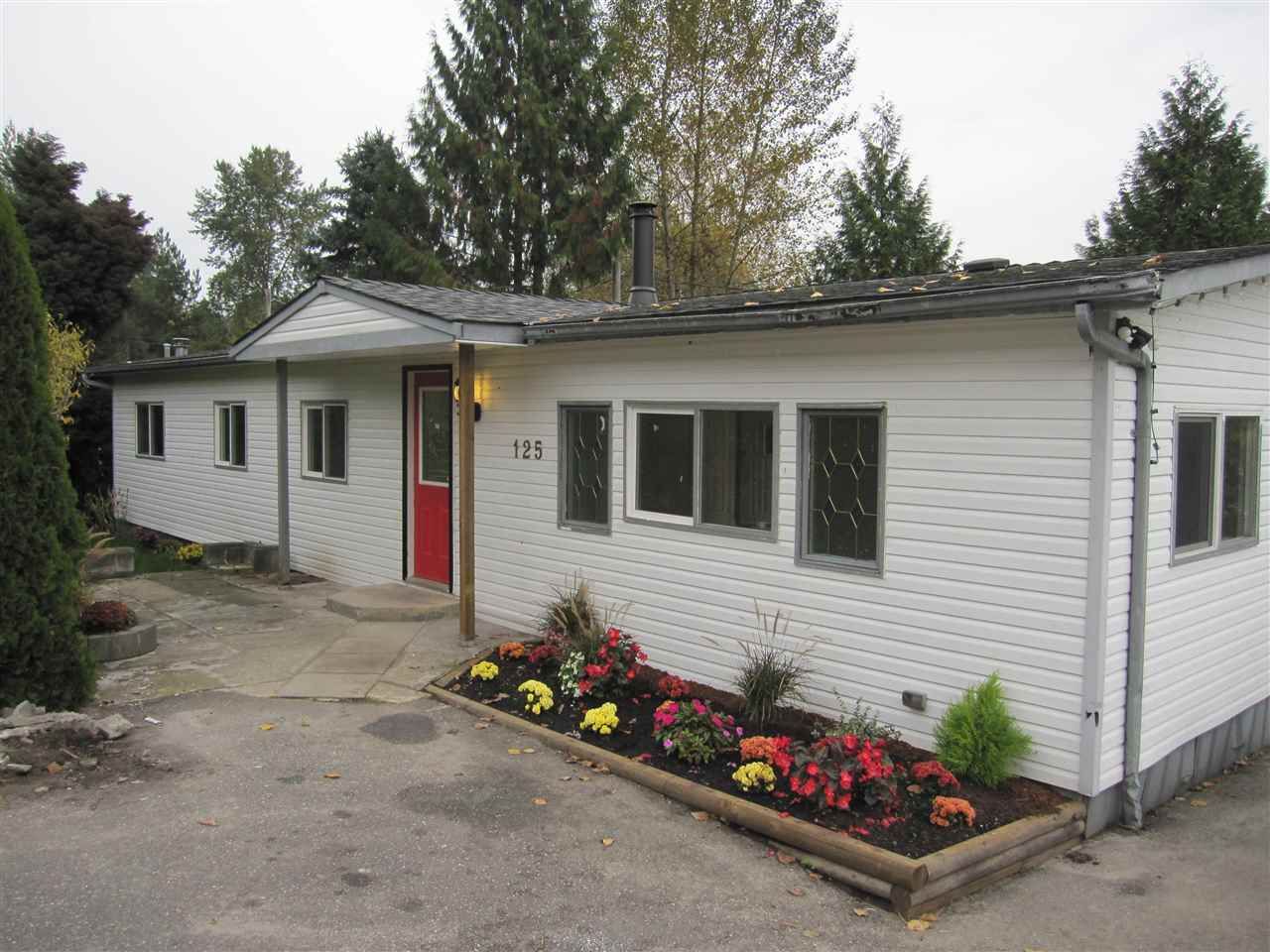 Main Photo: 125 10221 WILSON Street in Mission: Stave Falls Manufactured Home for sale in "TRIPLE CREEK ESTATES" : MLS®# R2007919