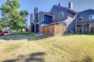Photo 1: 182 89 Glamis Green SW in Calgary: Glamorgan Row/Townhouse for sale : MLS®# A1250363