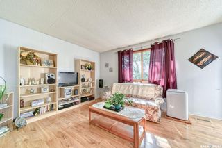 Photo 2: 554 Duffield Street West in Moose Jaw: Westmount/Elsom Residential for sale : MLS®# SK945032
