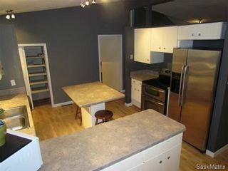 Photo 9: 137 RIDDELL Crescent in Regina: Whitmore Park Single Family Dwelling for sale (Regina Area 05)  : MLS®# 500590