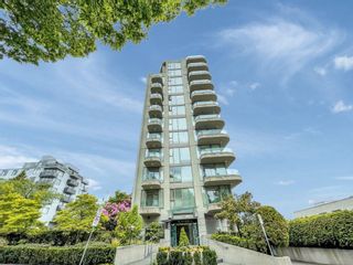 Photo 1: 1001 570 18TH Street in West Vancouver: Ambleside Condo for sale in "The Wentworth" : MLS®# R2731233