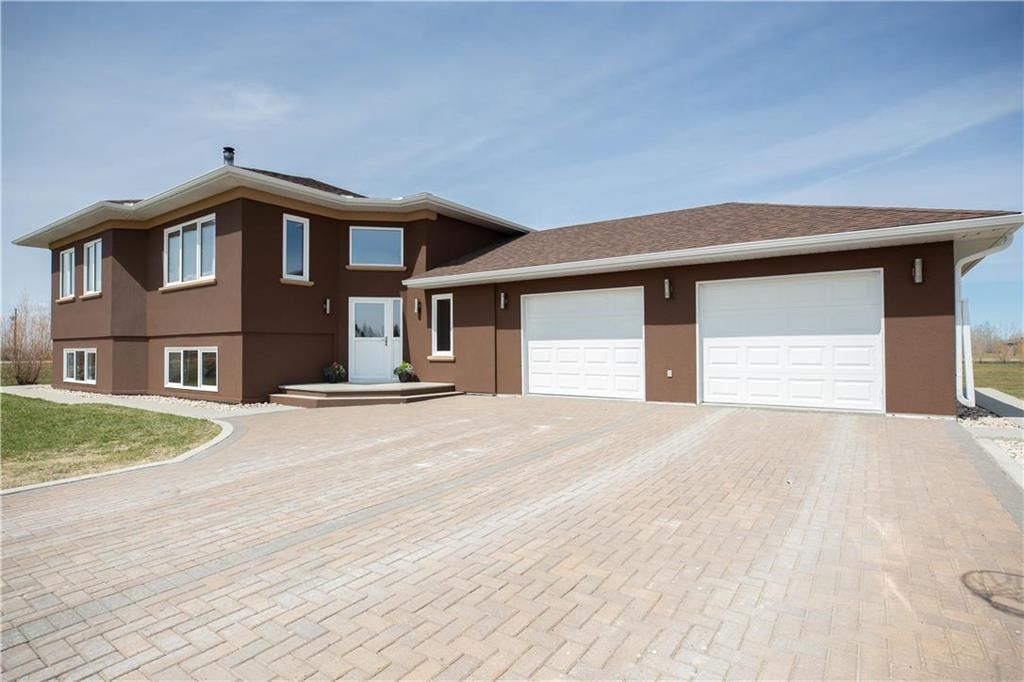 Main Photo: 25 ALEXANDRE Way in Lorette: R05 Residential for sale : MLS®# 202009288