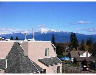 Photo 2: 105 2721 ATLIN PL in Coquitlam: Coquitlam East Townhouse for sale in "THE TERRACES" : MLS®# V549241