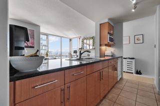 Photo 13: 1801 1077 MARINASIDE Crescent in Vancouver: Yaletown Condo for sale (Vancouver West)  : MLS®# R2858301