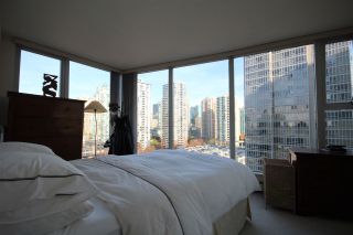 Photo 5: 1801 1008 CAMBIE Street in Vancouver: Yaletown Condo for sale (Vancouver West)  : MLS®# R2218623