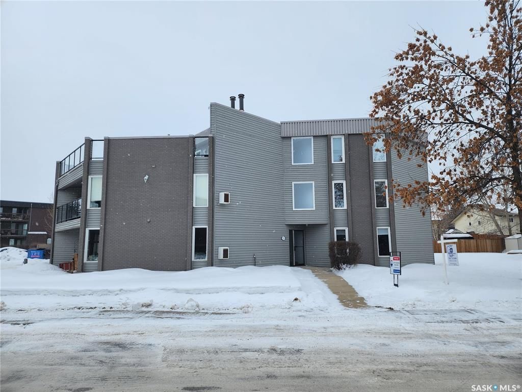 Main Photo: 203 314 Tait Crescent in Saskatoon: Wildwood Residential for sale : MLS®# SK920879