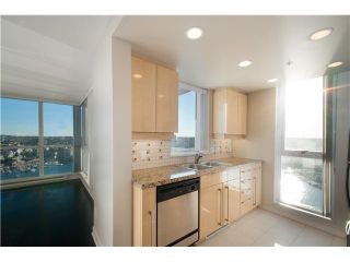 Photo 3: # 3802 1408 STRATHMORE ME in Vancouver: Yaletown Condo for sale (Vancouver West)  : MLS®# V1097407