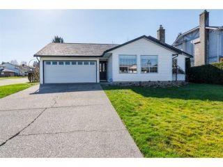 Photo 1: 21250 94B Avenue in Langley: Walnut Grove House for sale : MLS®# R2758435