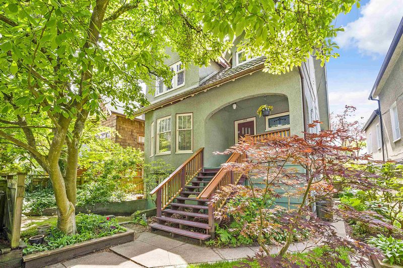 FEATURED LISTING: 1954 WILLIAM Street Vancouver
