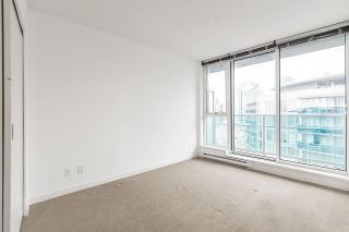 Photo 8: 2601 233 ROBSON Street in Vancouver: Downtown VW Condo for sale in "TV TOWER 2" (Vancouver West)  : MLS®# R2156581