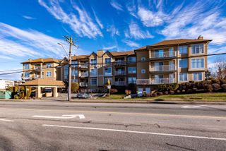 Photo 1: 107 2410 EMERSON Street in Abbotsford: Abbotsford West Condo for sale in "LAKEWAY GARDENS" : MLS®# R2745185