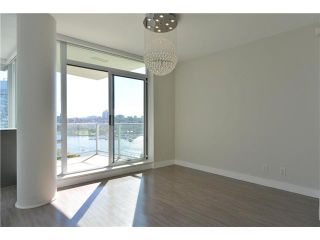 Photo 8: 1806 638 Beach Crescent in Vancouver: Yaletown Condo for sale (Vancouver West)  : MLS®# V1079346