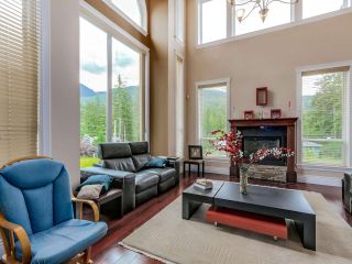 Photo 2: 3050 ANMORE CREEK Way: Anmore House for sale (Port Moody)  : MLS®# R2077079