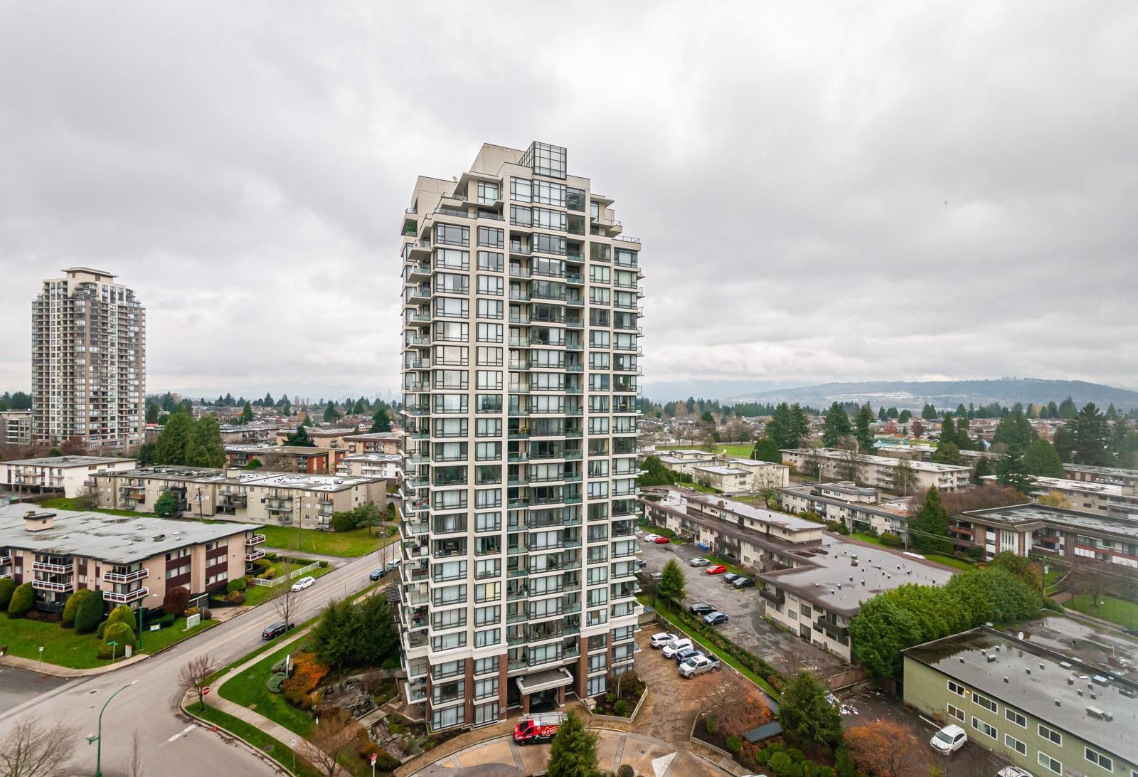Main Photo: 1507 7328 ARCOLA Street in Burnaby: Highgate Condo for sale (Burnaby South)  : MLS®# R2634910