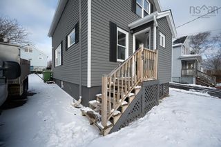 Photo 2: 49 Coronation Avenue in Fairview: 6-Fairview Residential for sale (Halifax-Dartmouth)  : MLS®# 202400731