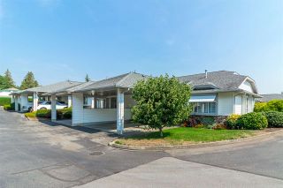 Photo 2: 27 3055 TRAFALGAR Street in Abbotsford: Central Abbotsford Townhouse for sale in "Glenview Meadows" : MLS®# R2301122