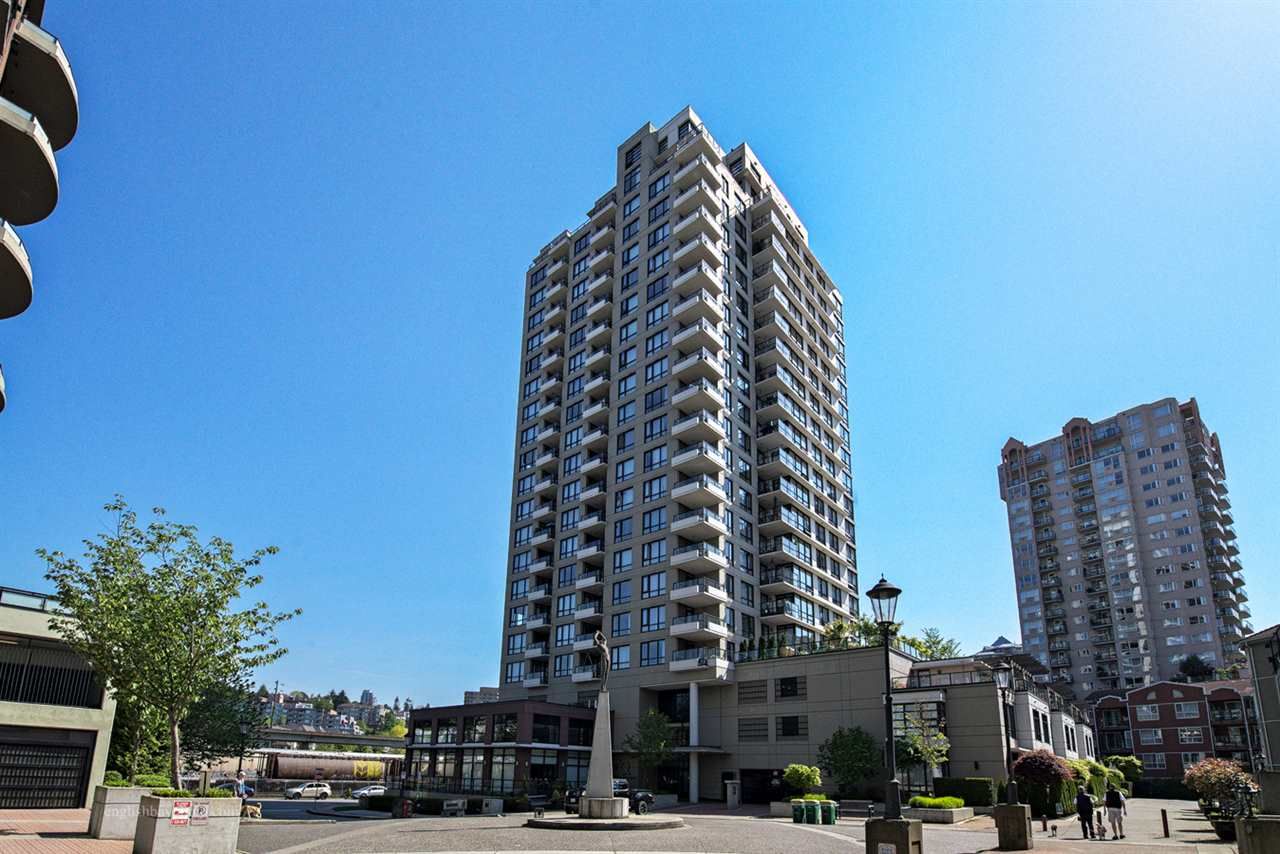 Main Photo: 1708 1 RENAISSANCE Square in NEW WEST: Quay Condo for sale in "THE Q" (New Westminster)  : MLS®# R2006106