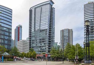 Photo 2: 2504 1205 West Hastings Street in Vancouver: Coal Harbour Condo for sale (Vancouver West)  : MLS®# R2388523