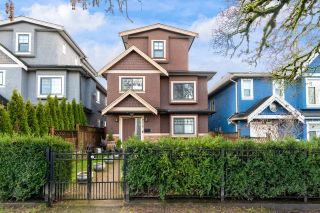 Photo 2: 726 E 26TH Avenue in Vancouver: Fraser VE House for sale (Vancouver East)  : MLS®# R2863511