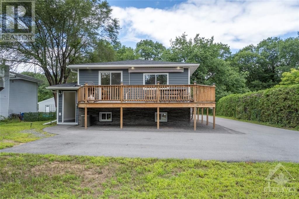 Main Photo: 119 LEN PURCELL DRIVE, Constance Bay