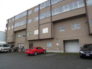 Main Photo: 1313 Miles St in Esquimalt: Es Esquimalt Industrial for lease : MLS®# 941019