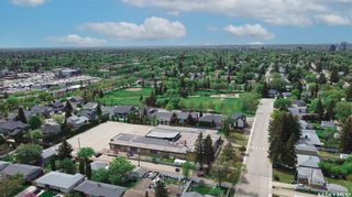 Photo 2: 408 Garrison Crescent in Saskatoon: Grosvenor Park Residential for sale : MLS®# SK961663