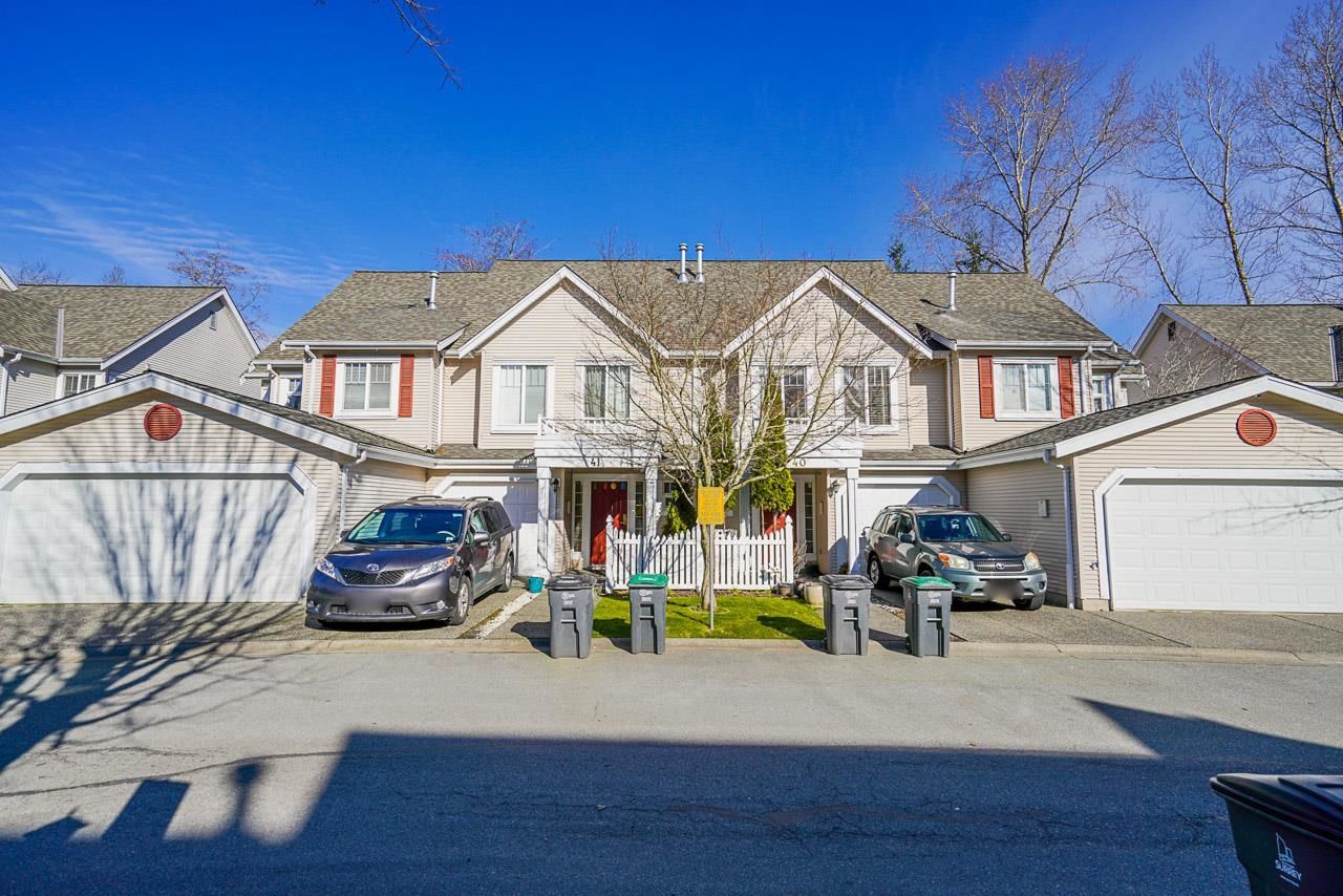Main Photo: 42 13499 92ND Avenue in Surrey: Queen Mary Park Surrey Townhouse for sale in "Chatham Lane" : MLS®# R2657185