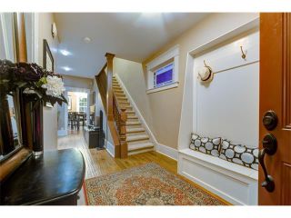 Photo 5: 215 7A Street NE in Calgary: Bridgeland/Riverside House for sale : MLS®# C4061823