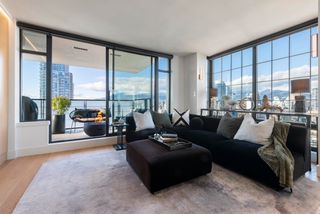Photo 1: PH 3401 1255 SEYMOUR Street in Vancouver: Downtown VW Condo for sale in "THE ELAN" (Vancouver West)  : MLS®# R2858629