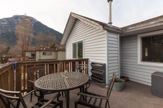 Photo 25: 1023 BROTHERS Place in Squamish: Northyards 1/2 Duplex for sale : MLS®# R2663803