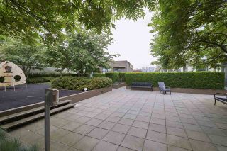 Photo 21: 703 1068 W BROADWAY in Vancouver: Fairview VW Condo for sale in "THE ZONE" (Vancouver West)  : MLS®# R2465668