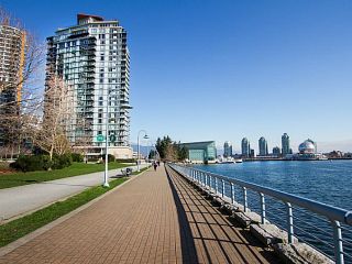 Photo 19: 2207 33 SMITHE Street in Vancouver: Yaletown Condo for sale in "COOPERS LOOKOUT" (Vancouver West)  : MLS®# R2106492