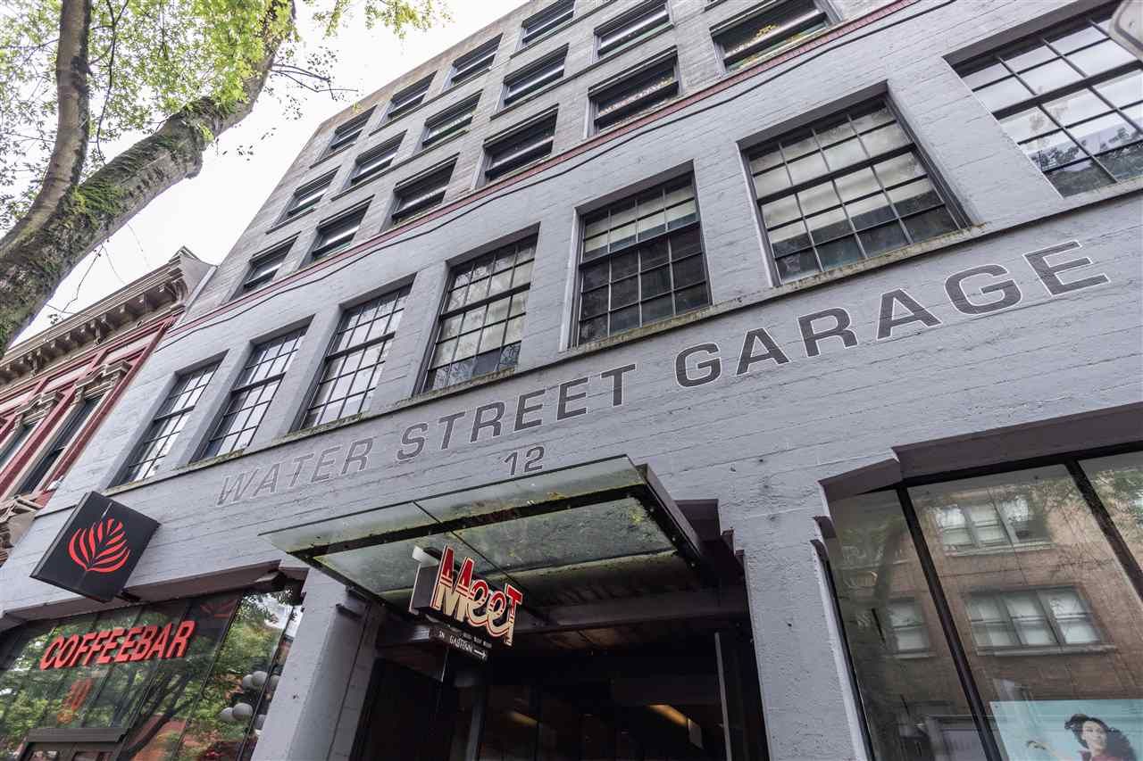 Main Photo: 308 12 WATER Street in Vancouver: Downtown VW Condo for sale in "The Garage" (Vancouver West)  : MLS®# R2479325