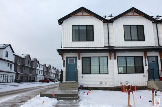 Photo 1: 21 525 Secord Boulevard in Edmonton: Zone 58 Townhouse for sale : MLS®# E4371449