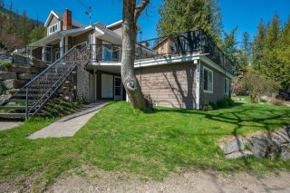 Photo 8: 2465 HIGHWAY 3A in Nelson: House for sale : MLS®# 2470620
