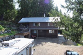 Photo 4: 7353 Kendean Road: Anglemont House for sale (North Shuswap)  : MLS®# 10244121