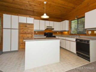 Photo 7: 3026 DOLPHIN DRIVE in NANOOSE BAY: Z5 Nanoose House for sale (Zone 5 - Parksville/Qualicum)  : MLS®# 372328