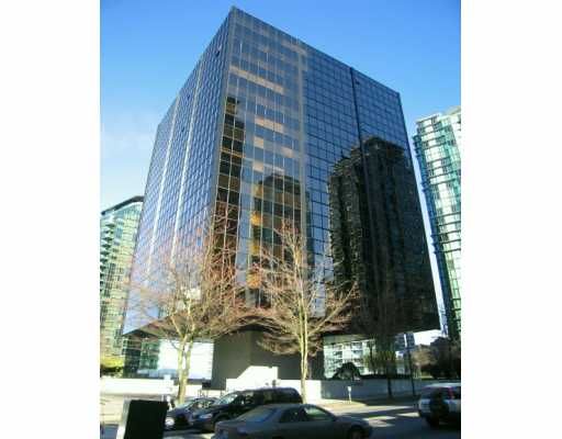 Main Photo: 1303 1333 W GEORGIA ST in Vancouver: Coal Harbour Condo for sale in "QUBE" (Vancouver West)  : MLS®# V582161