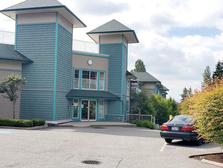 Main Photo: 319 33960 OLD YALE Road in Abbotsford: Central Abbotsford Condo for sale in "OLD YALE HEIGHTS" : MLS®# R2612567