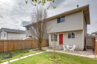 Photo 11: 30 Martindale Boulevard NE in Calgary: Martindale Detached for sale : MLS®# A1111096