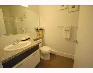Photo 9: 418 6033 KATSURA Street in Richmond: McLennan North Condo for sale in "THE RED" : MLS®# V722680