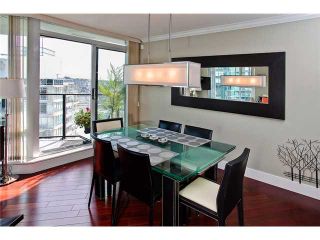 Photo 4: 3002 455 BEACH Crescent in Vancouver: Yaletown Condo for sale in "PARK WEST ONE" (Vancouver West)  : MLS®# V949559